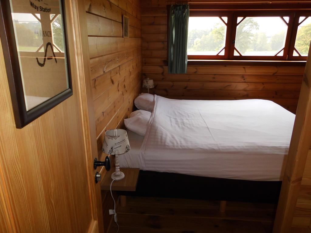 B&B Willow Springs Way Station Gouvy Room photo